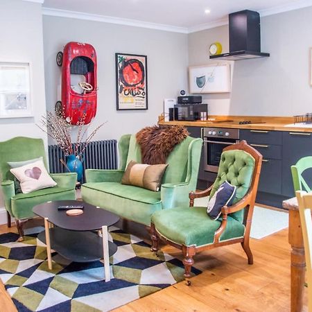 Unique 2 Bed In The Heart Of Bath With Parking Leilighet Eksteriør bilde