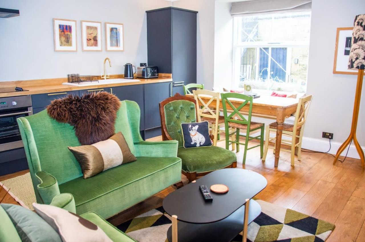 Unique 2 Bed In The Heart Of Bath With Parking Leilighet Eksteriør bilde