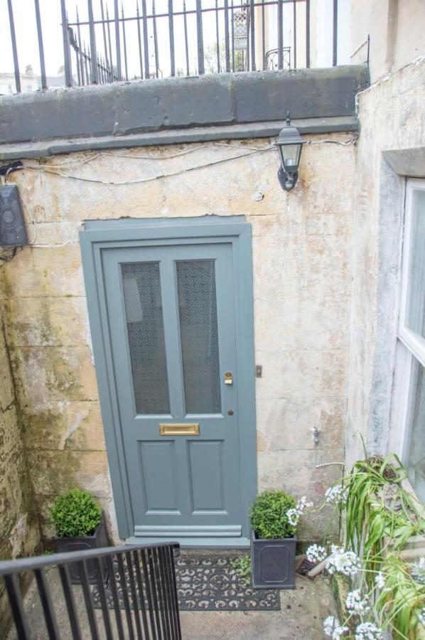 Unique 2 Bed In The Heart Of Bath With Parking Leilighet Eksteriør bilde