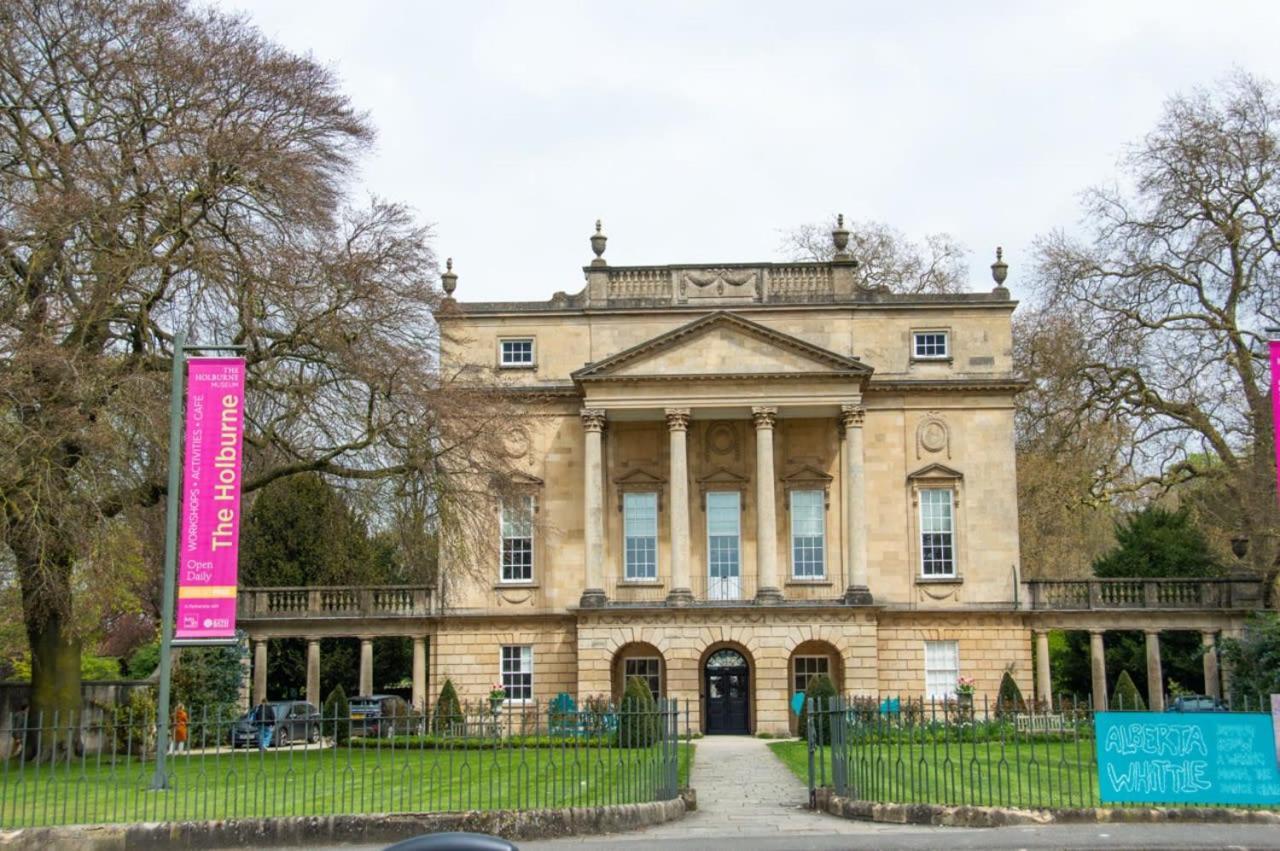 Unique 2 Bed In The Heart Of Bath With Parking Leilighet Eksteriør bilde